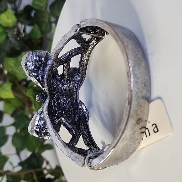 Silver Butterfly with AB CZ Crystals Clamper Hinge Bracelet - Picture 5 of 11